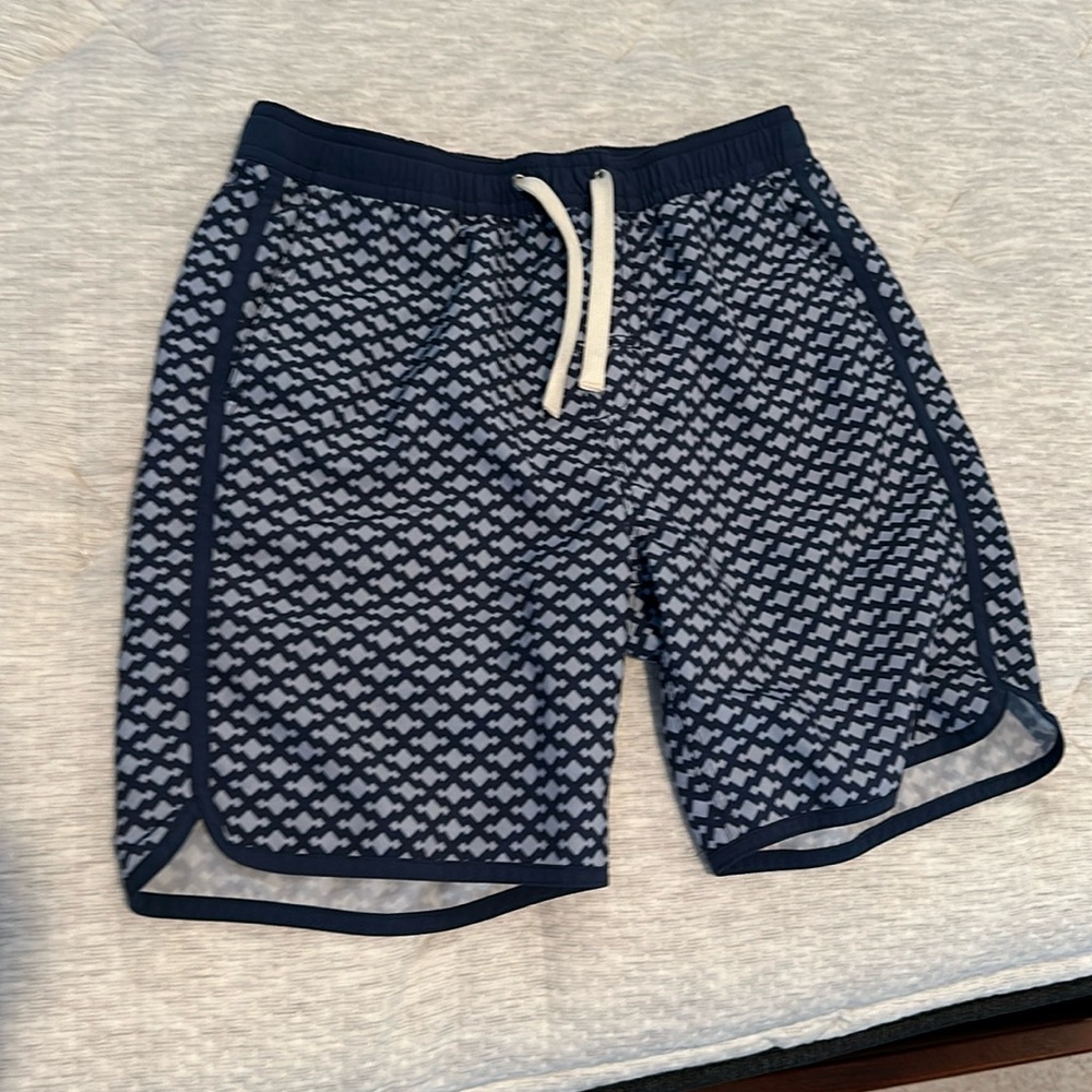 Boys swim strunks Size L